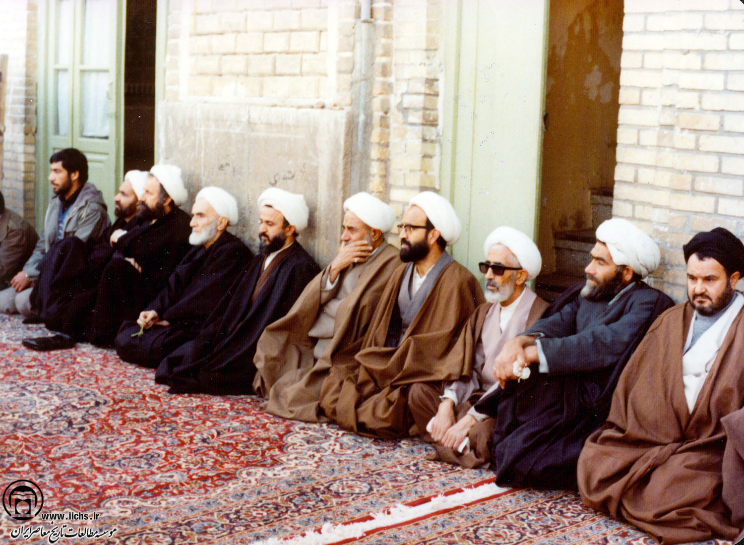 پاسخ علامه طباطبایی به پرسش بنیادین فلسفه اجتماعی: علت گرایش انسان به زندگی جمعی چیست؟