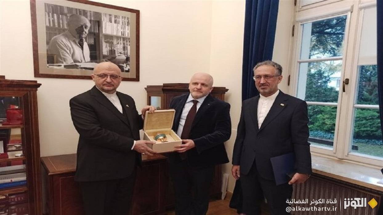  مساعد وزير الخارجية الإيراني يلتقي رئيس لجنة الشؤون الخارجية في مجلس النواب البولندي